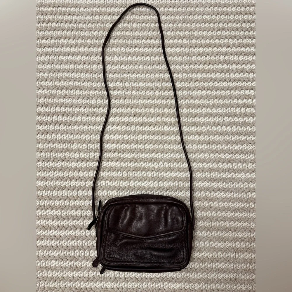Rare Vintage FOSSIL Dark Coffee Brown Leather Compact Crossbody Organizer Retro